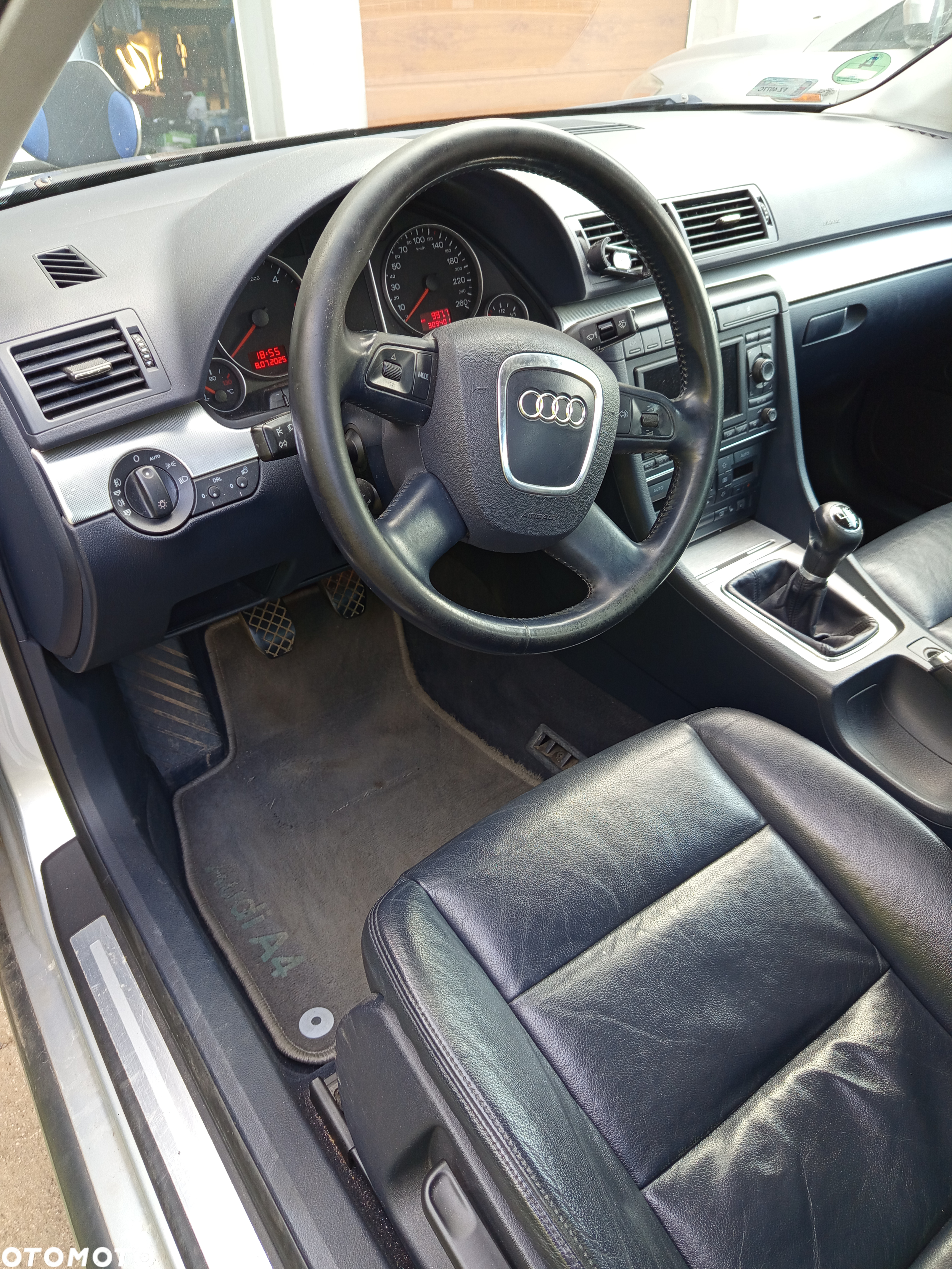 Audi A4 - 9