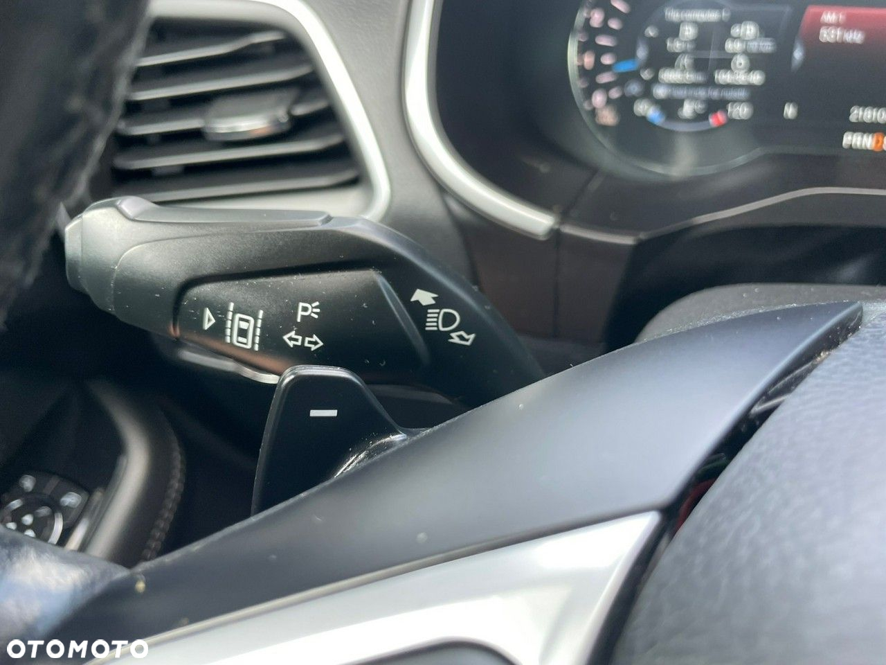 Ford S-Max - 22