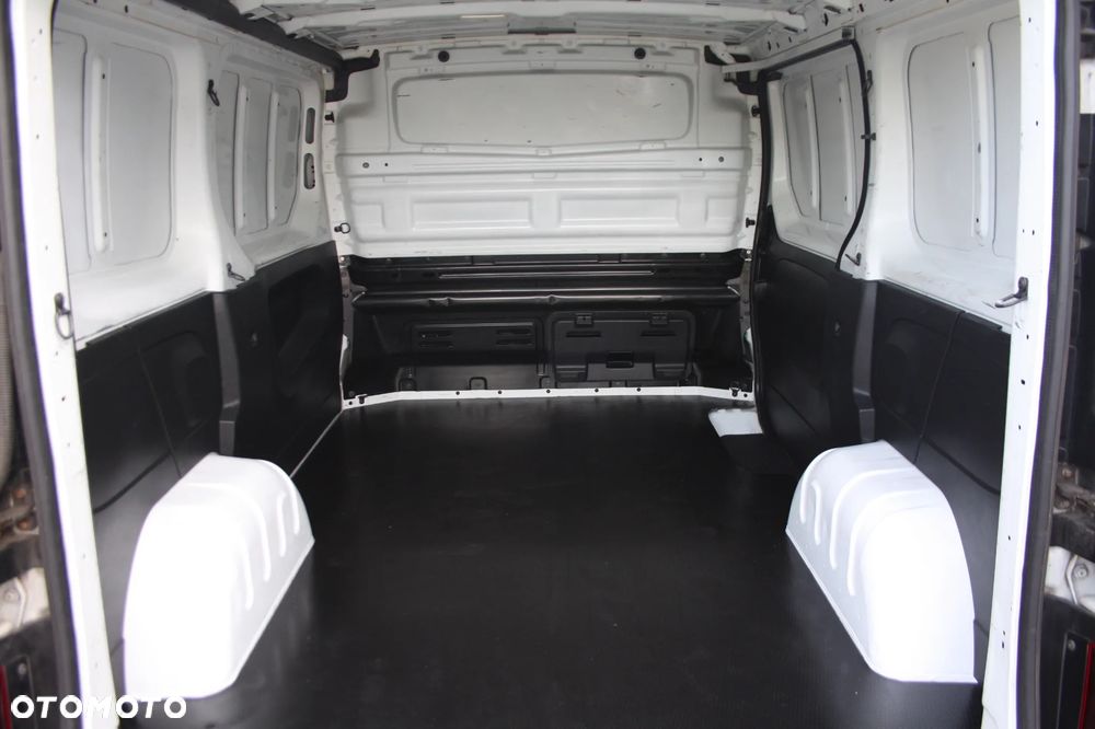Renault TRAFIC - 40