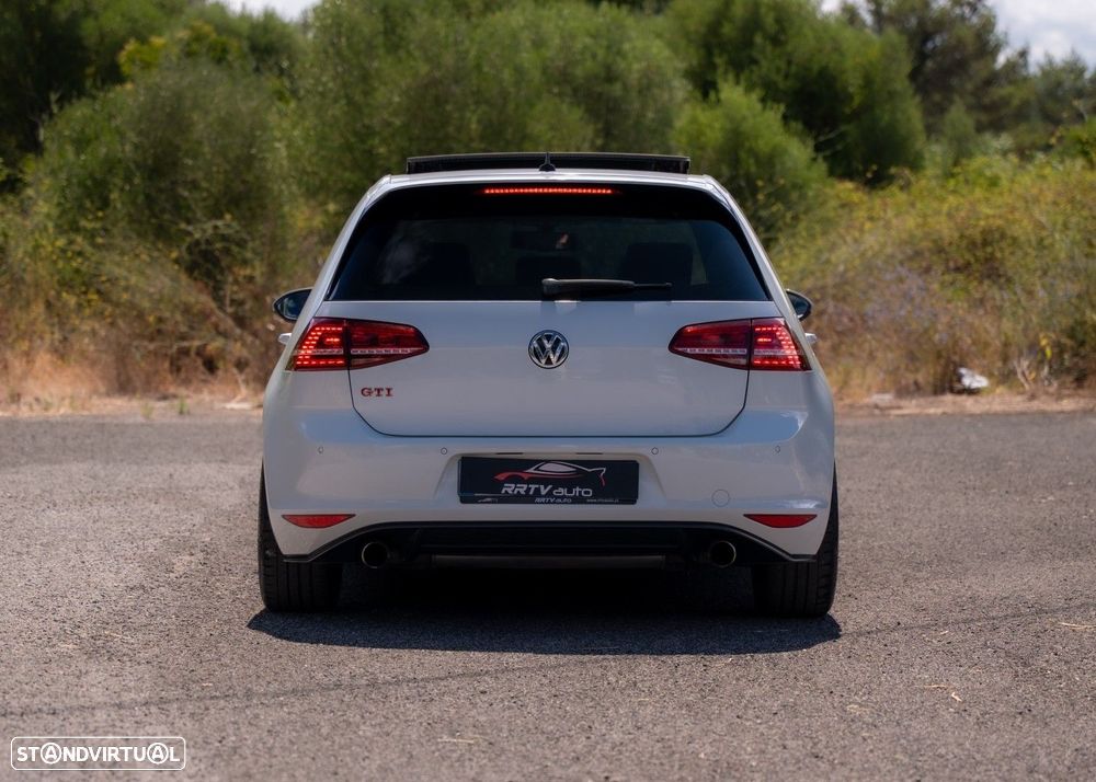 VW Golf 2.0 TSi GTi DSG Performance - 12
