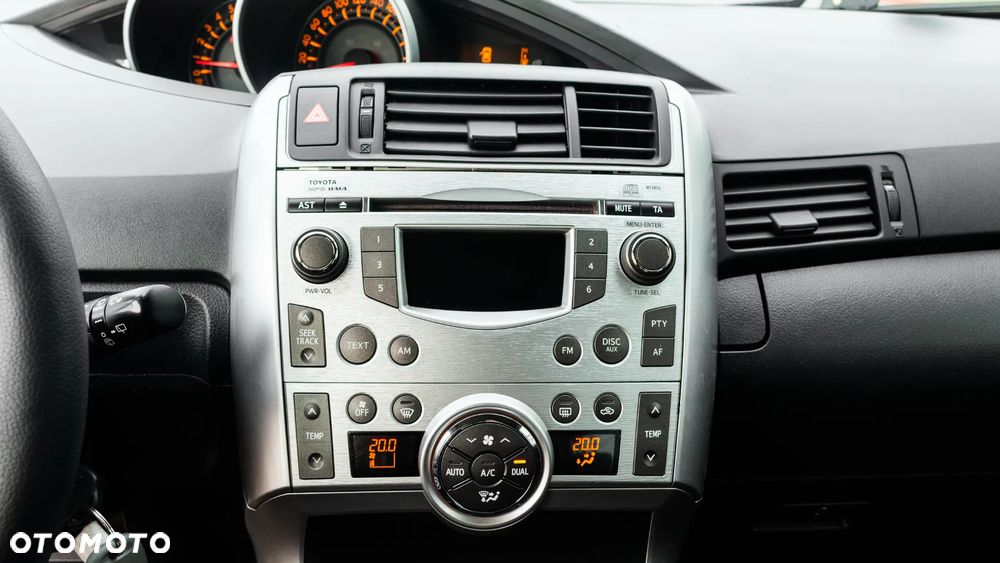 Toyota Verso 1.6 5-Sitzer Comfort - 19