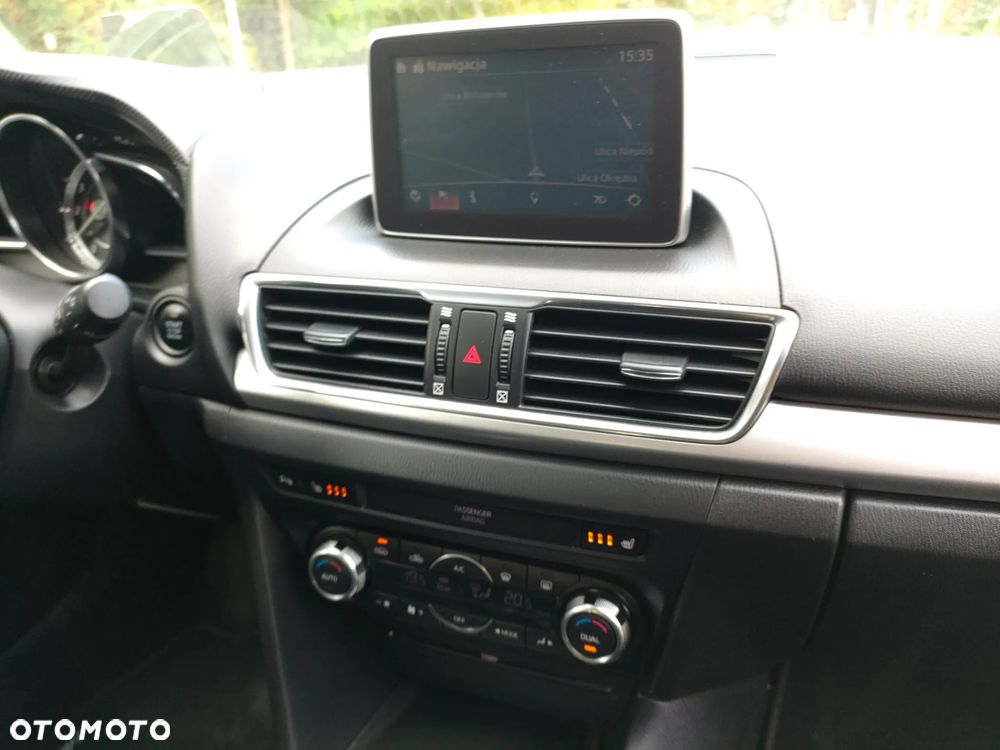 Mazda 3 - 19