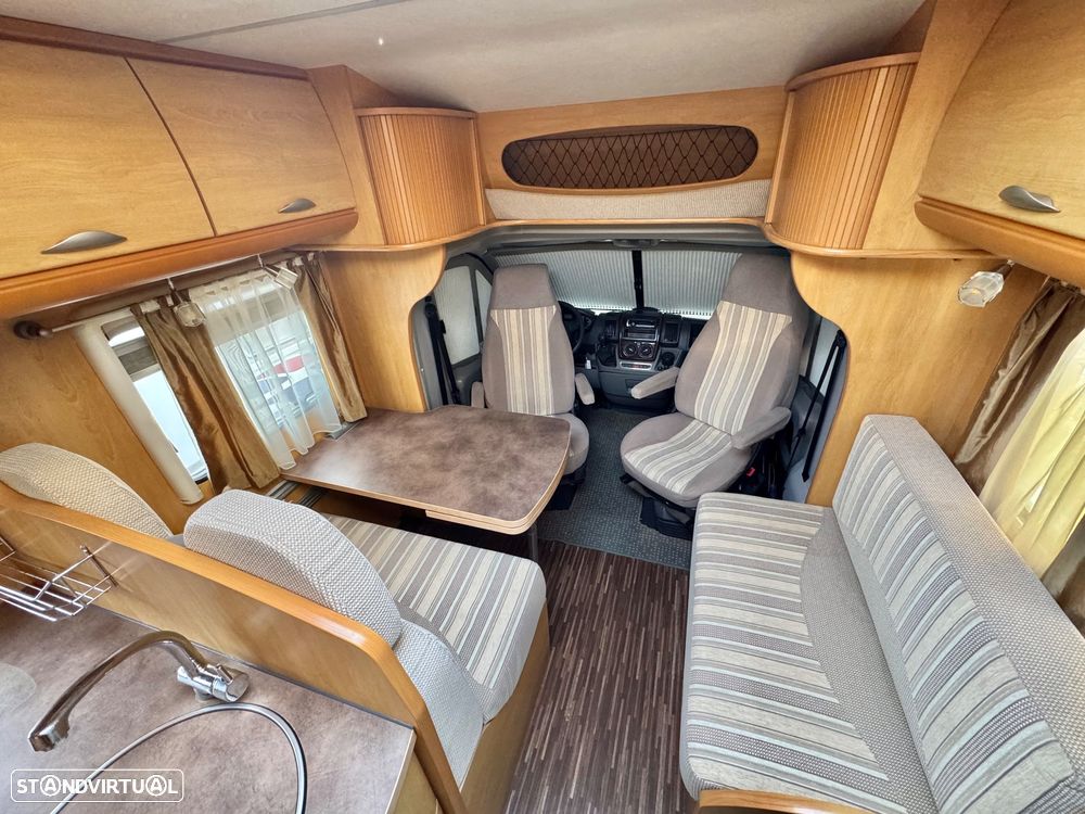 Pilote Reference 670 - 12