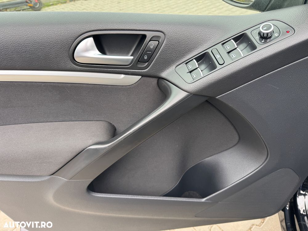 Volkswagen Tiguan 2.0 TDI DPF BlueMotion Technology Cup Sport & Style - 24