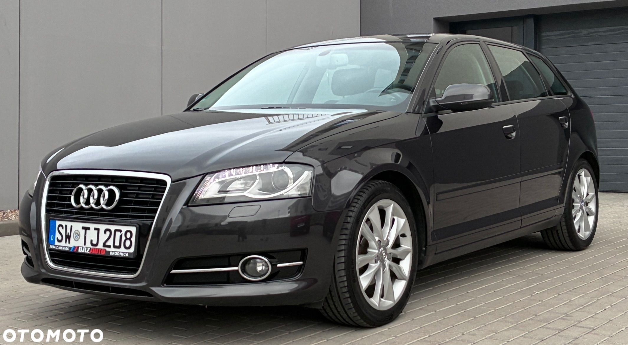 Audi A3 1.6 TDI Attraction - 1