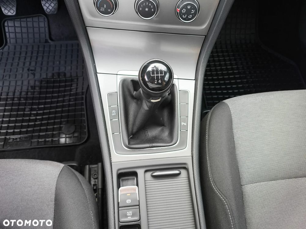 Volkswagen Golf VII 1.6 TDI BMT Start - 17