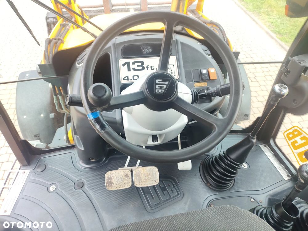 JCB 3CX / 2007 ROK / KOPARKO-ŁADOWARKA - 31