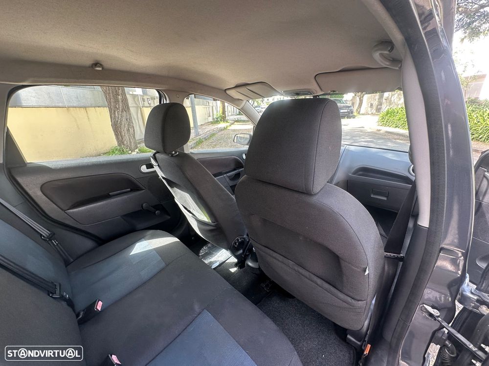 Ford Fiesta 1.25 Trend - 15
