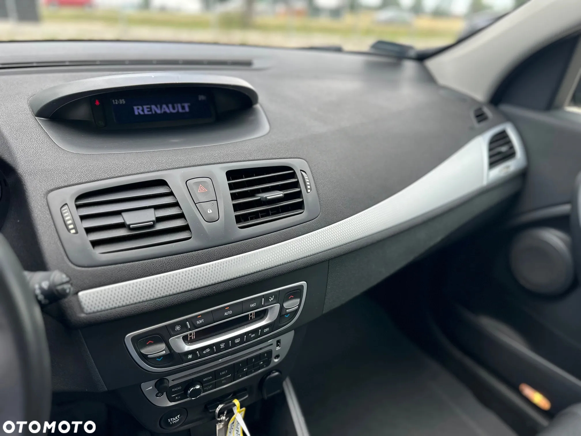 Renault Megane - 11