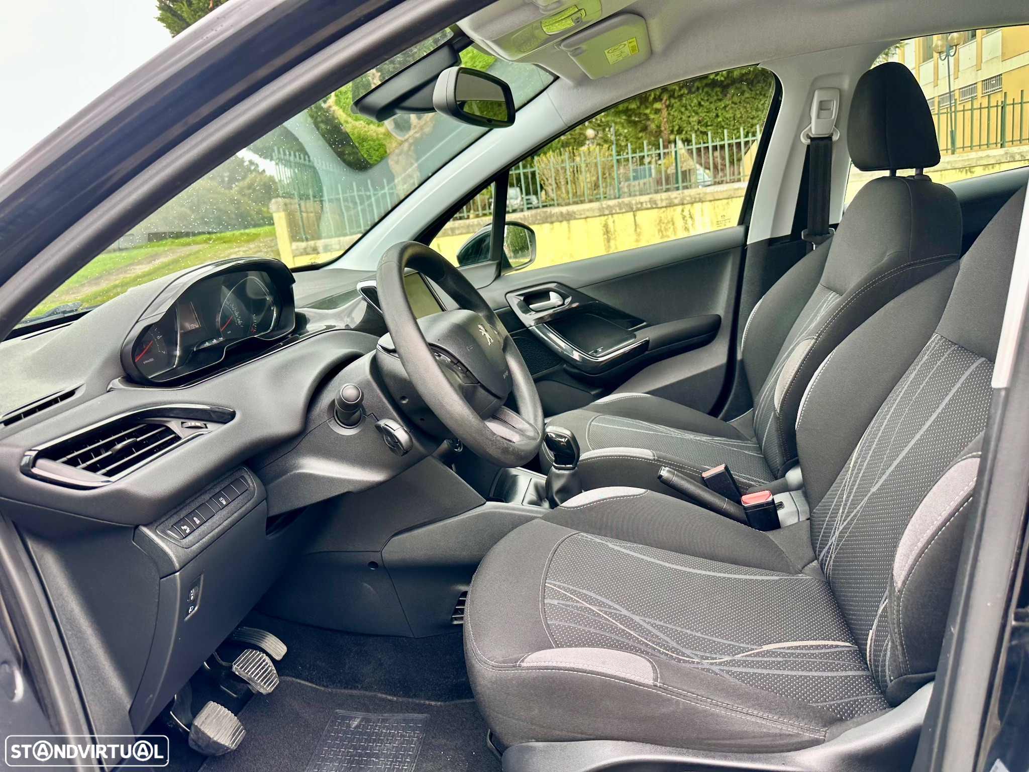 Peugeot 208 PureTech 68 Access - 16