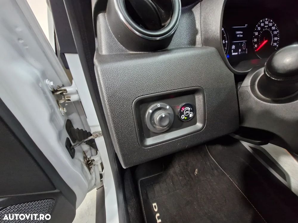 Dacia Duster ECO-G 100 SL BlueLine - 11