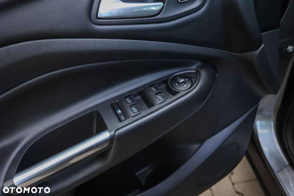 Ford Kuga 2.0 TDCi 4x4 Individual - 16