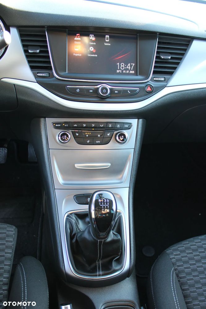 Opel Astra IV 1.6 CDTI Cosmo - 11