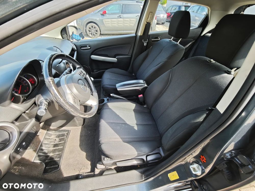 Mazda 2 1.5 Dynamic - 18