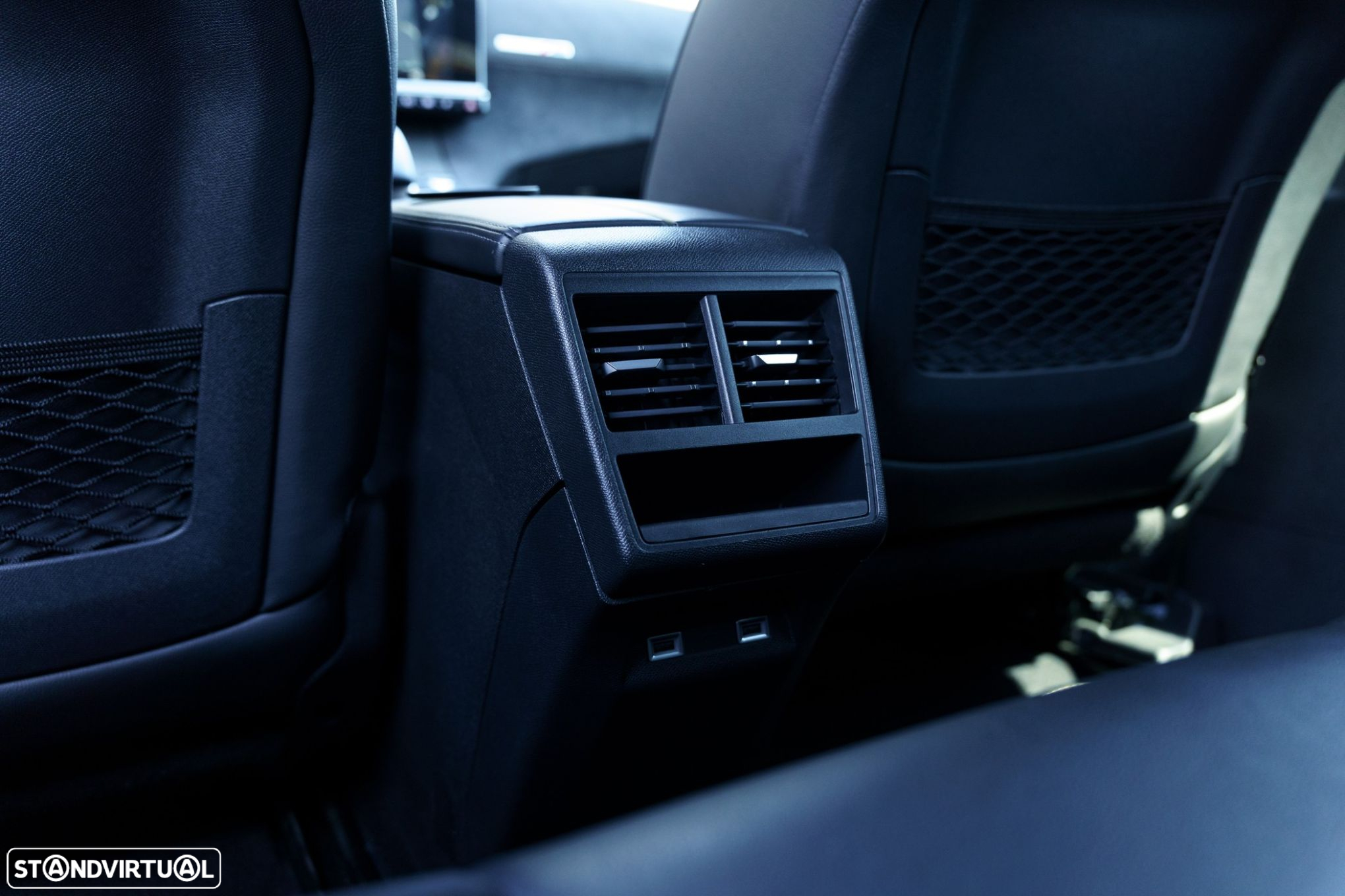 DS DS7 Crossback - 36