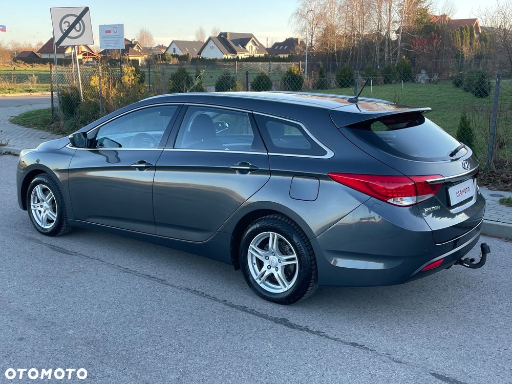 Hyundai i40 1.7 CRDi Comfort + - 37