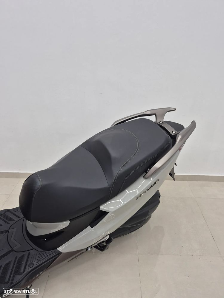 Kymco X-Town - 4