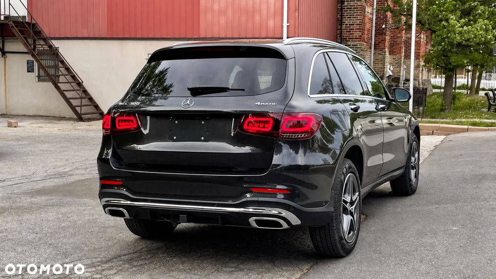 Mercedes-Benz GLC - 4