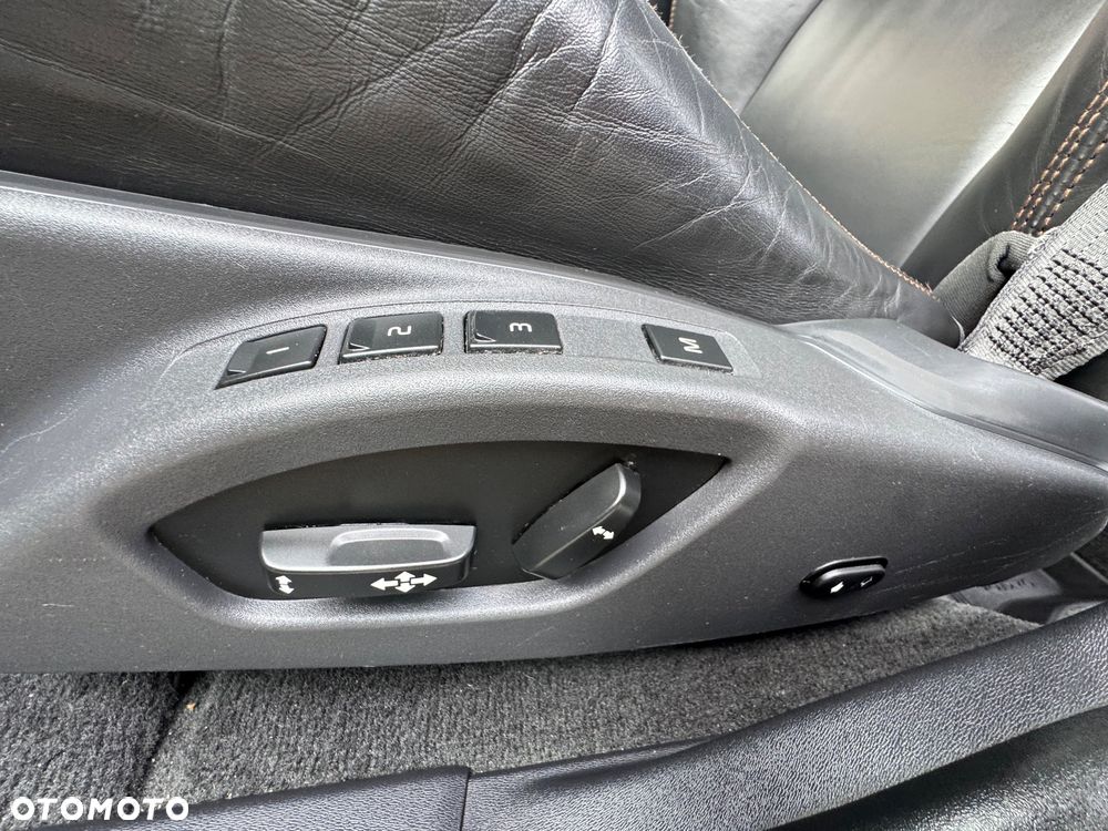 Volvo XC 60 - 23