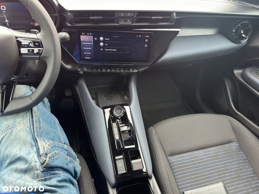 Alfa Romeo Junior 1.2 mHEV Ibrida eDCT - 15