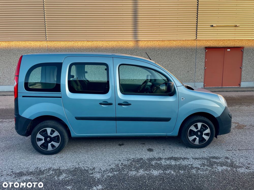 Renault Kangoo 1.6 16V 105 Happy Family - 4