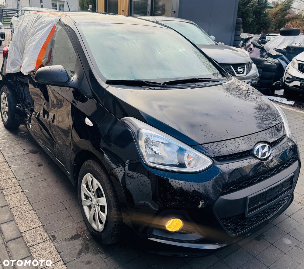 Hyundai i10 1.1 Premium - 10