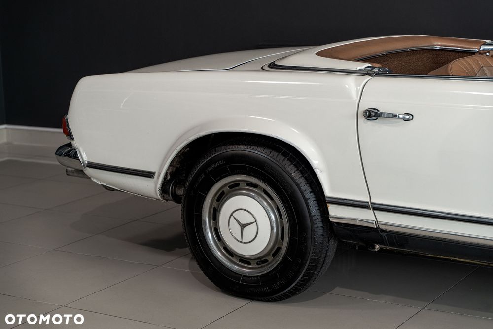 Mercedes-Benz SL - 8