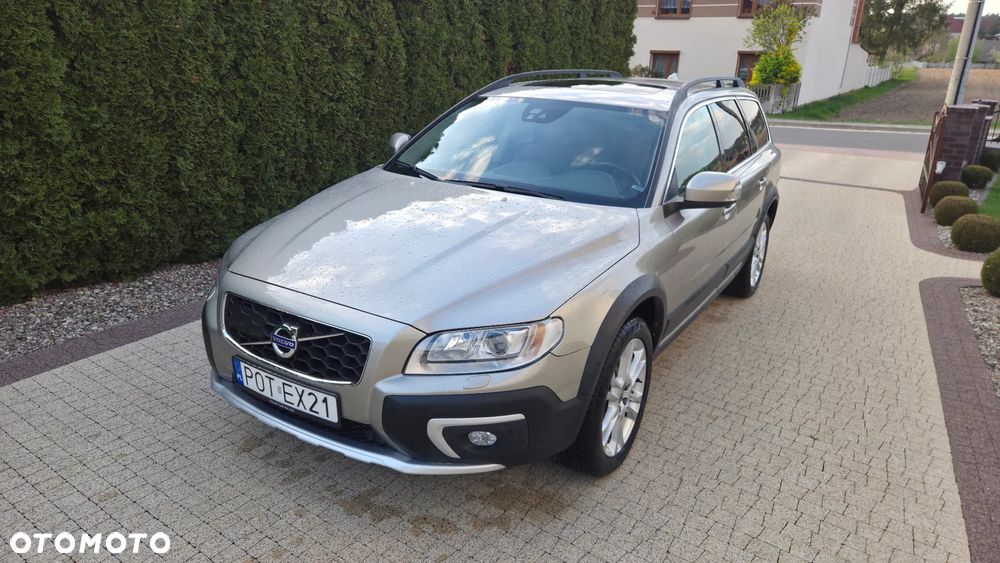 Volvo XC 70 D5 AWD Summum - 1