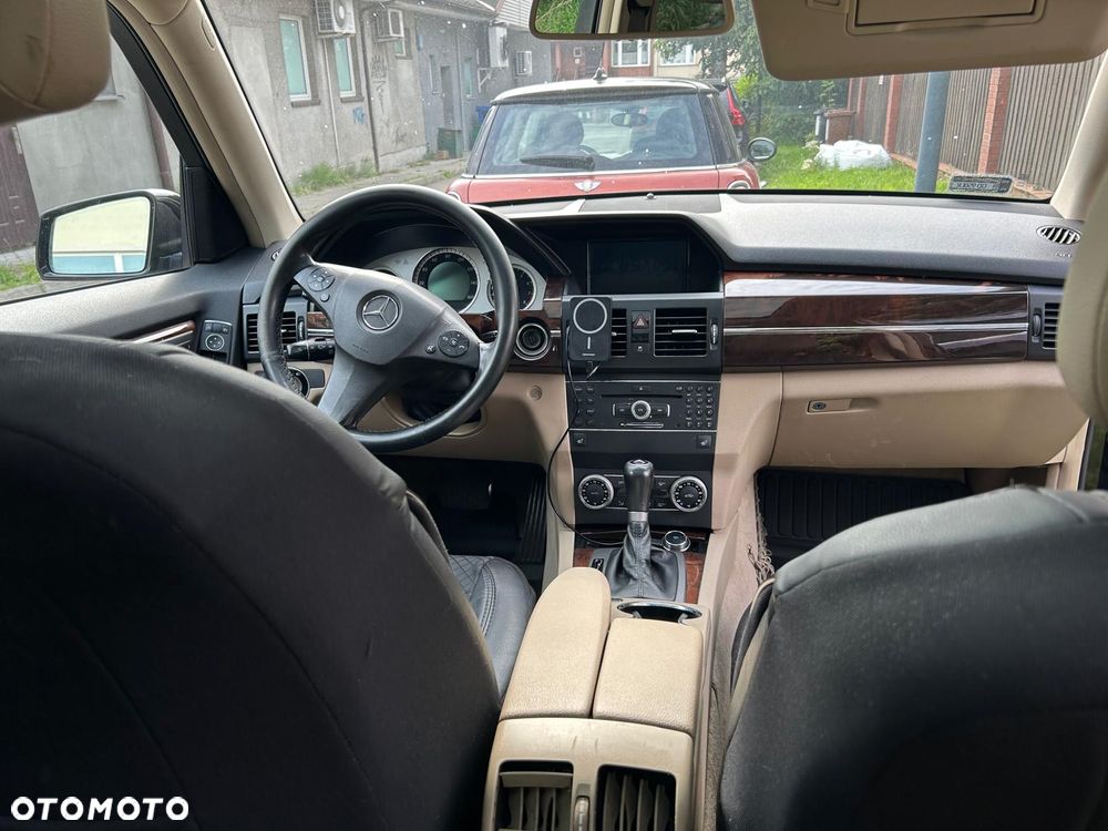 Mercedes-Benz GLK 350 4-Matic - 13