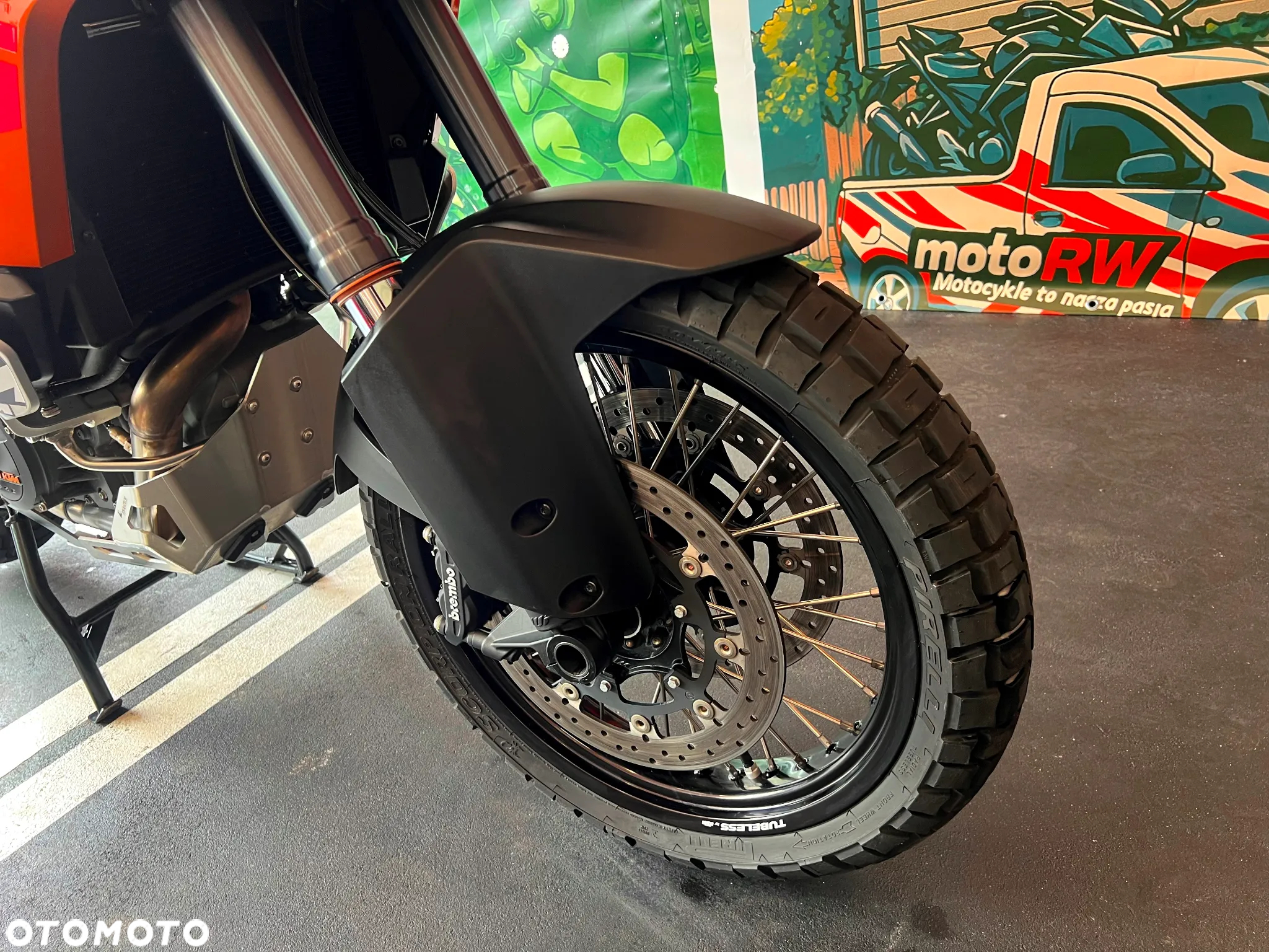 KTM Adventure - 6