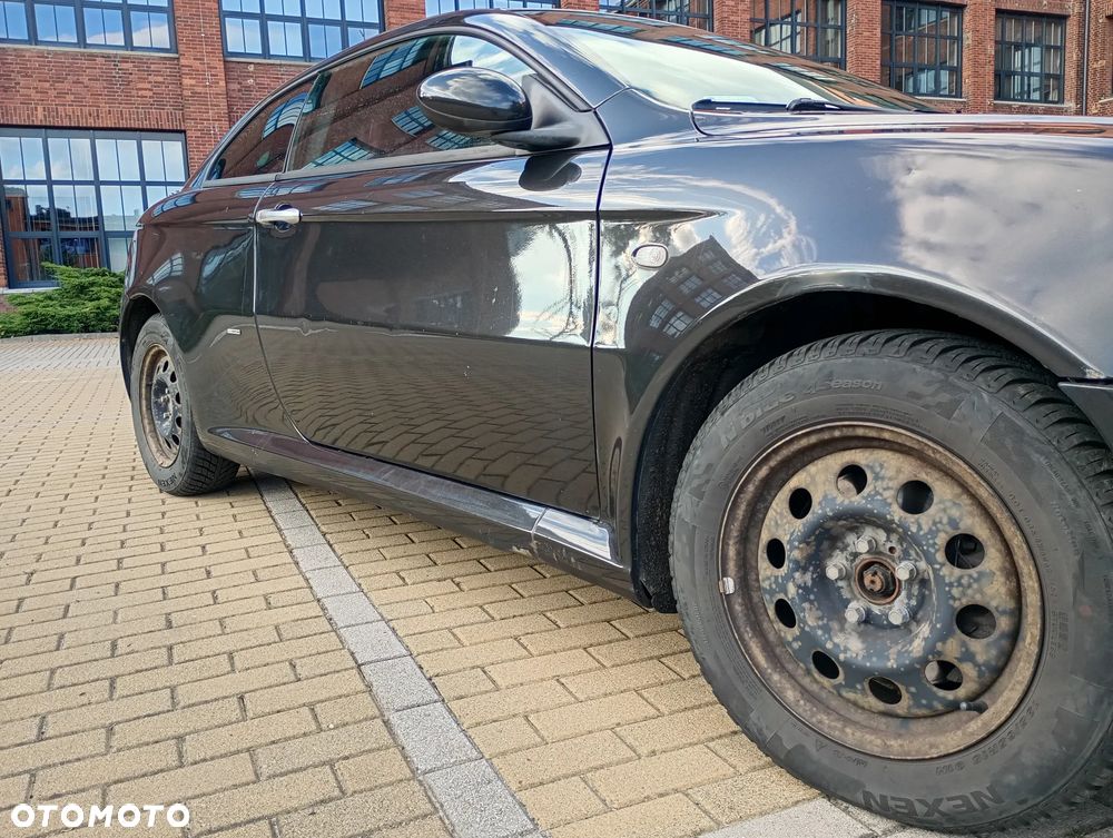 Alfa Romeo GT 1.9JTD 16V Progression - 4