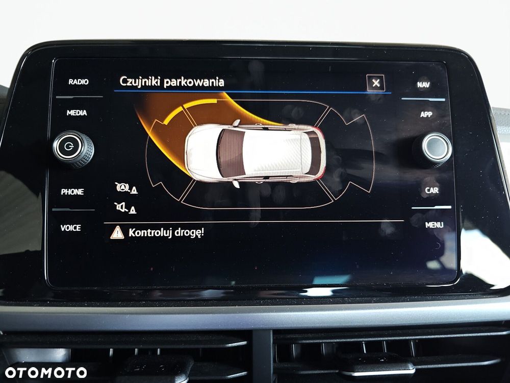 Volkswagen T-Roc 1.5 TSI Life DSG - 24
