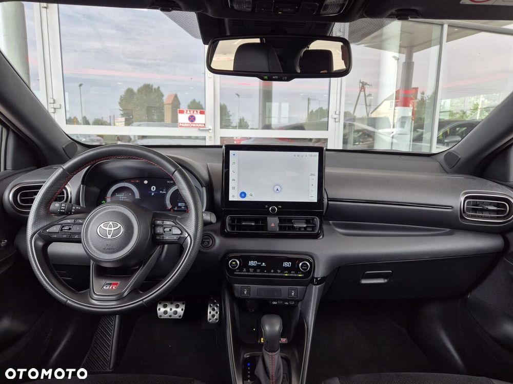 Toyota Yaris - 5