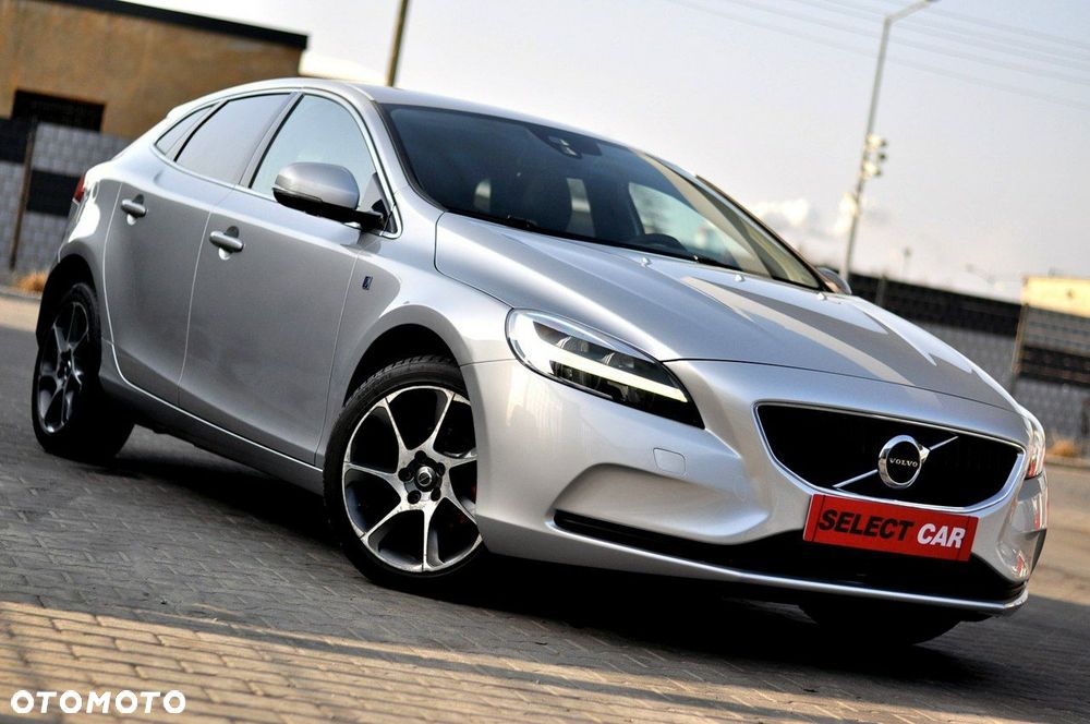 Volvo V40 D2 Drive-E Ocean Race - 1
