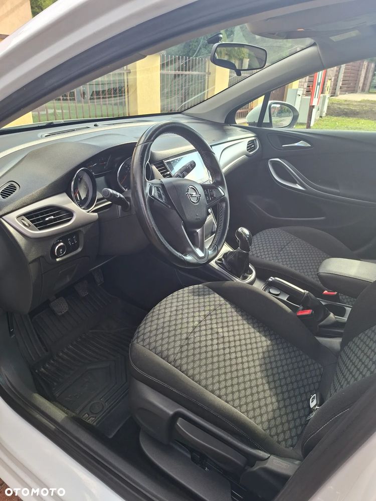 Opel Astra - 8