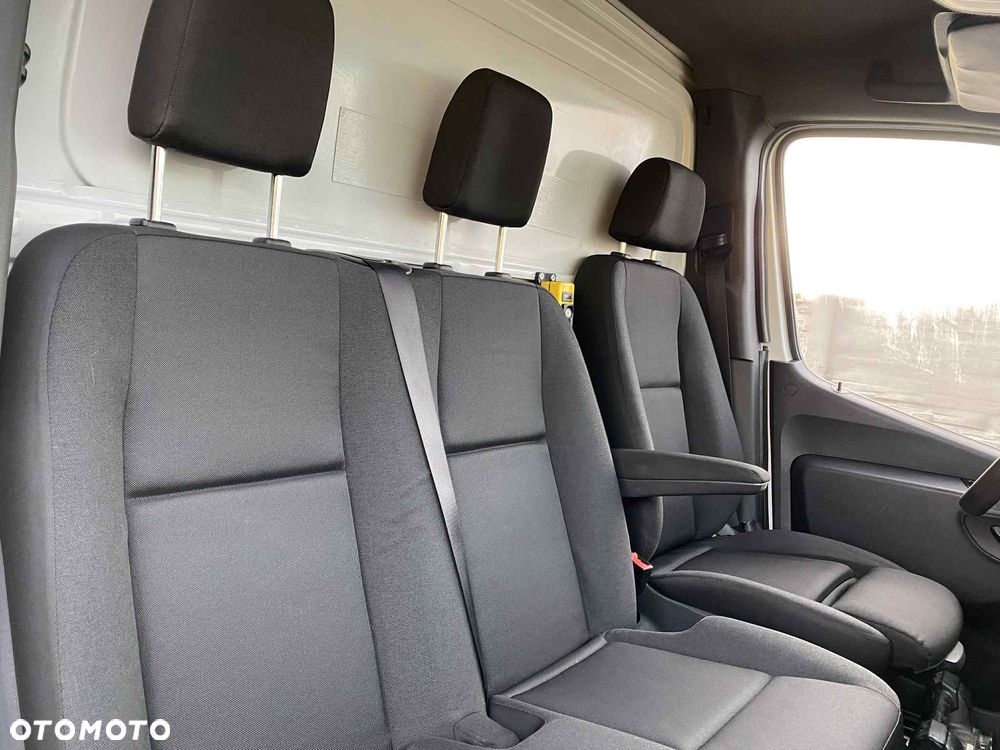 Mercedes-Benz SPRINTER * 2020r * Tylko 129.000km ! * HAK 3.5 T - 15