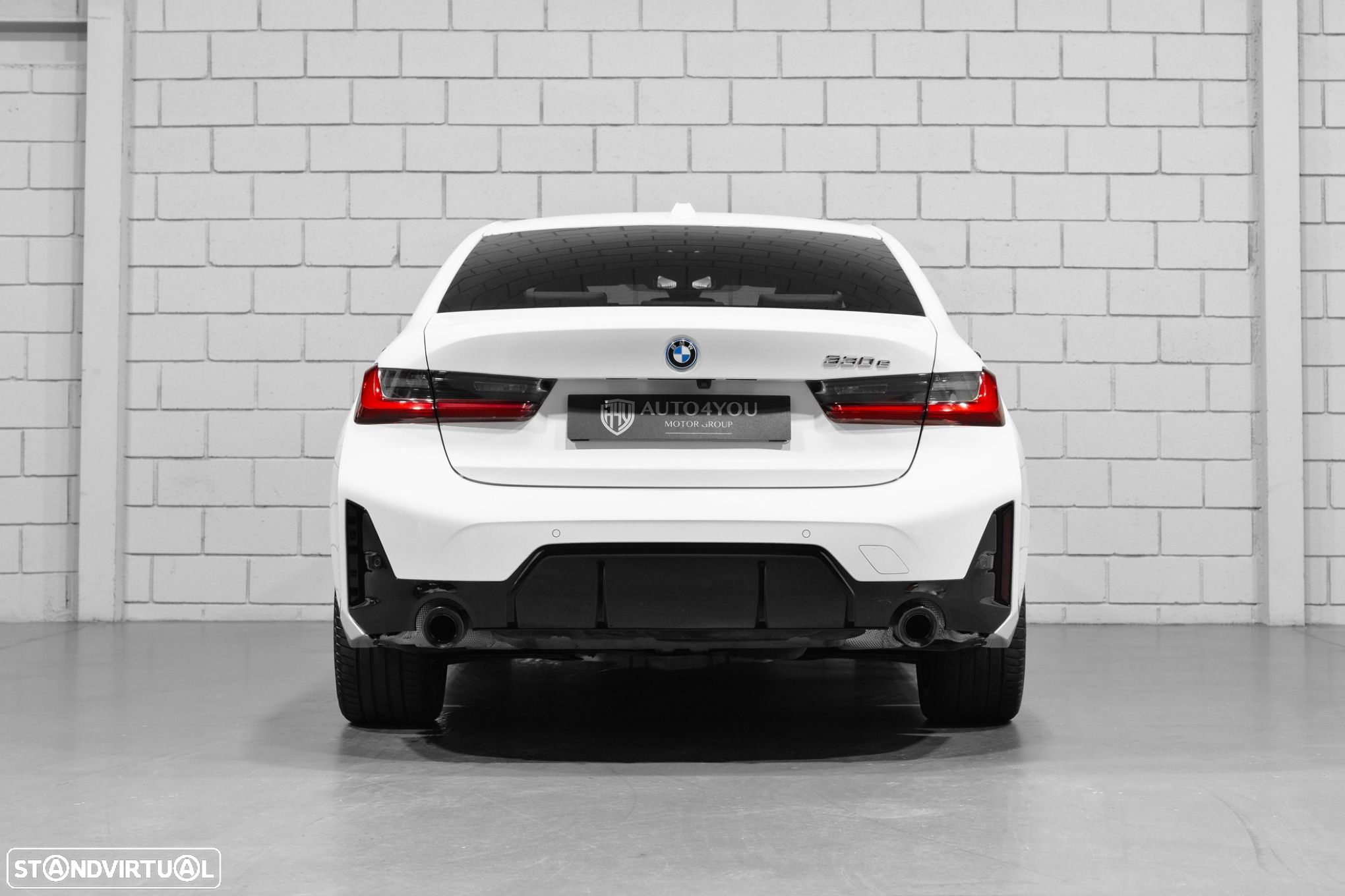 BMW 330 e Pack Desportivo M Auto - 45