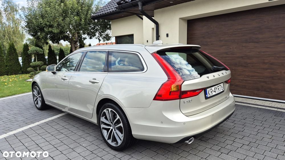 Volvo V90 D4 AWD Momentum - 3