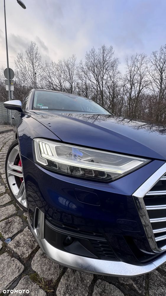 Audi S8 - 7