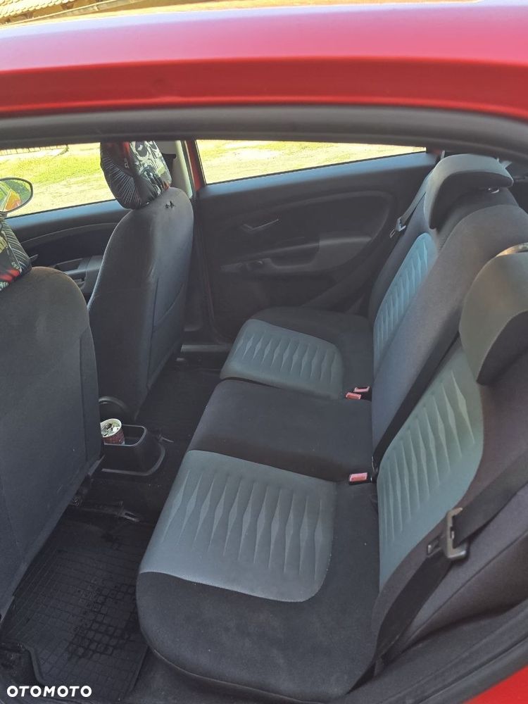 Fiat Punto - 5