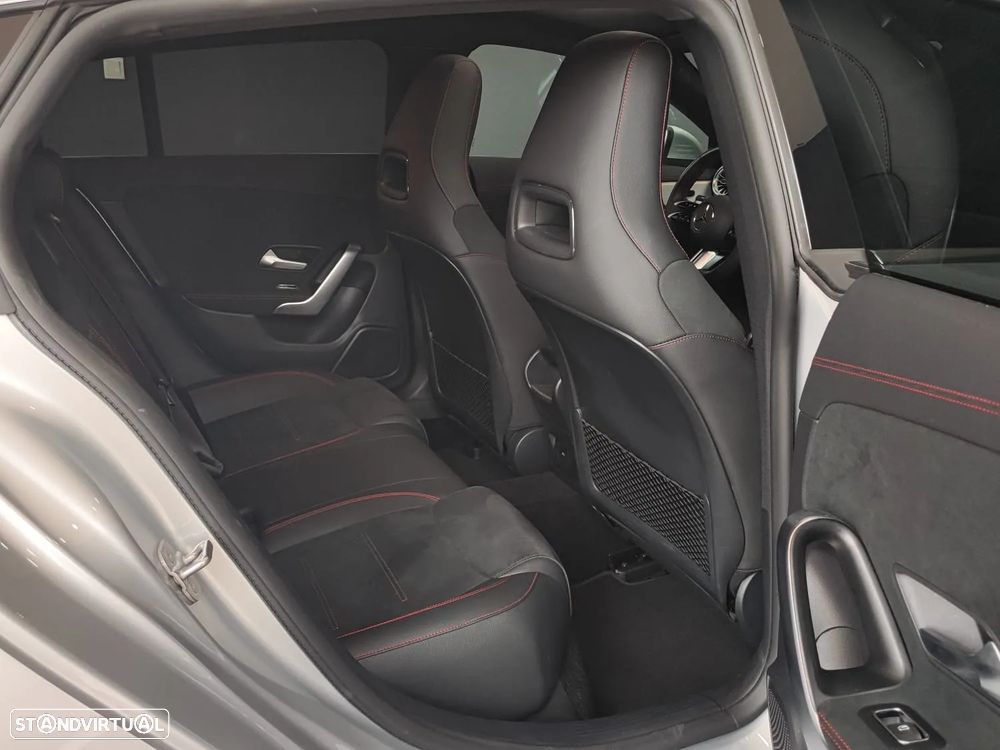 Mercedes-Benz CLA 250 e Shooting Brake AMG Line - 38