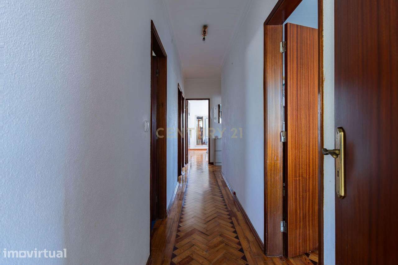 Apartamento T3 com Terraço e Vista Serra em Mira de Aire - Grande imagem: 5/22
