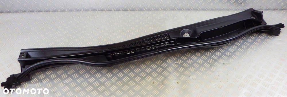 55708-53120 podszybie plastikowe górne LEXUS IS III 200 T 300 H - 1