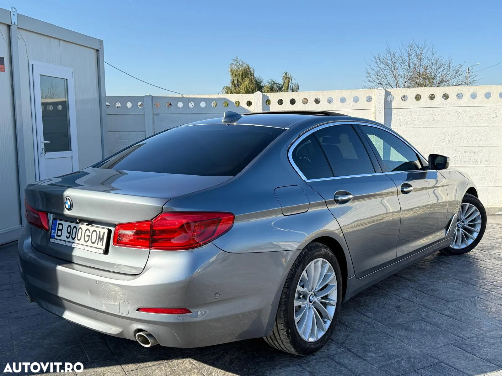 BMW Seria 5 520d AT - 19