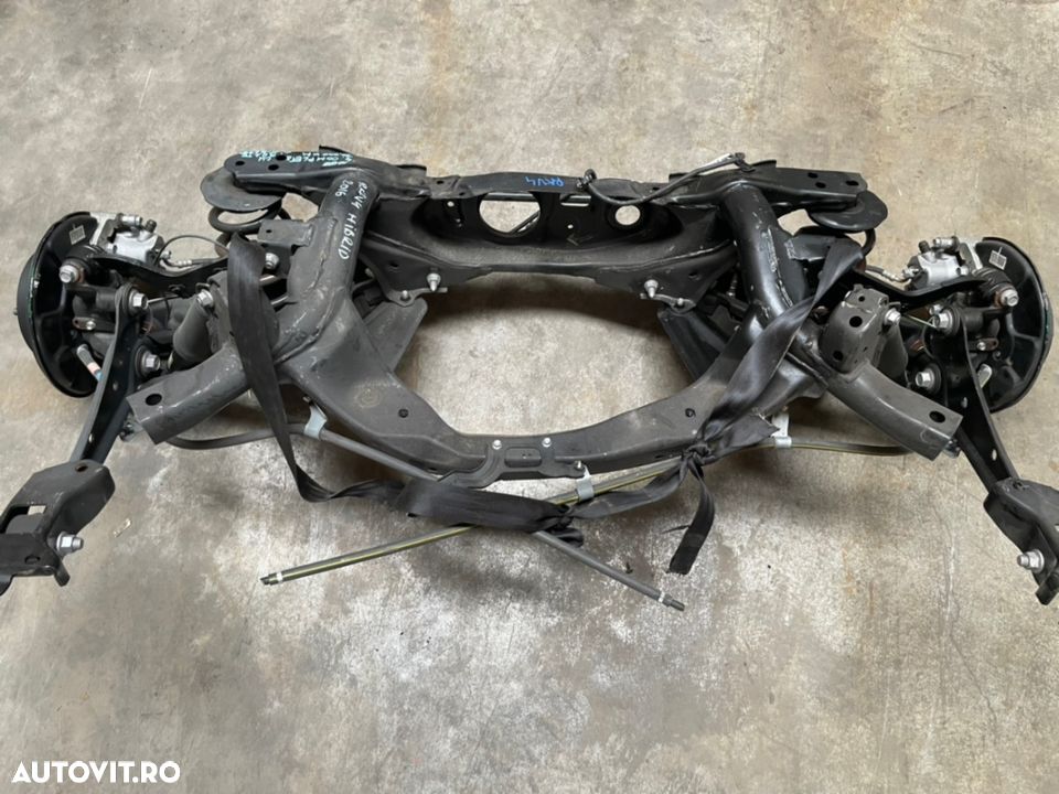 Punte spate completa TOYOTA RAV 4 Hibrid an 2018 completa cu brate si fuzete - 1