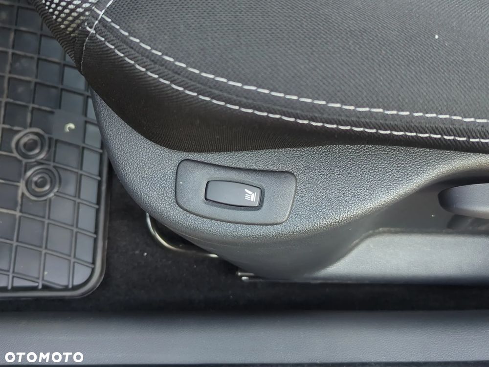 Renault Clio TCe 90 Start & Stop COLLECTION - 28