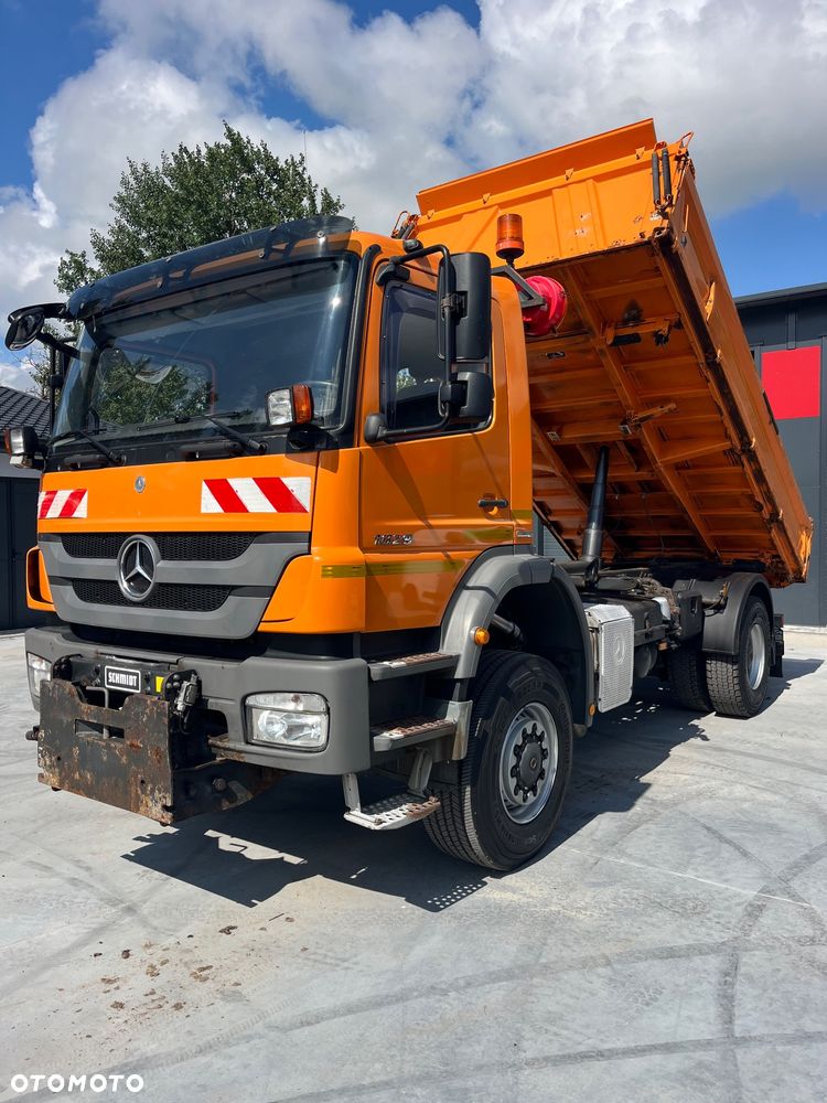 Mercedes-Benz Axor 1829 Wywrotka 4x4 Napęd na Mostach 4x4  Na Wał Reduktor Biegi Terenowe Czolownica Hydraulika Boczna Klimatyzacja Webasto Manual Grzana szyba Pług Piaskarka Solarka Schnitd Stratos B50-36 - 9
