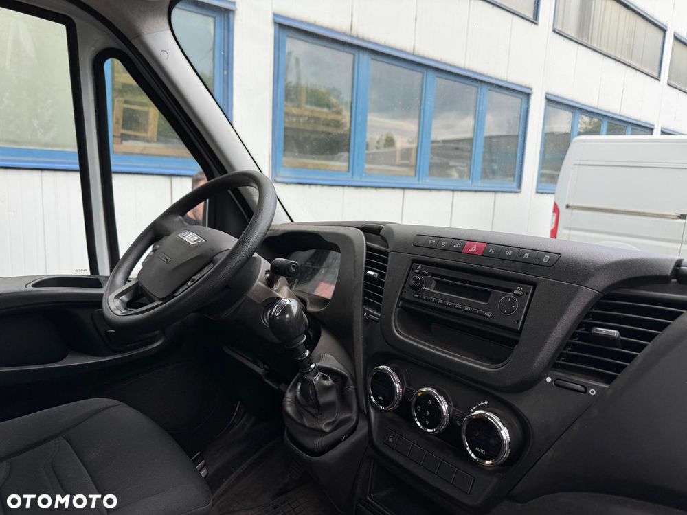 Iveco 50C/35 - 9