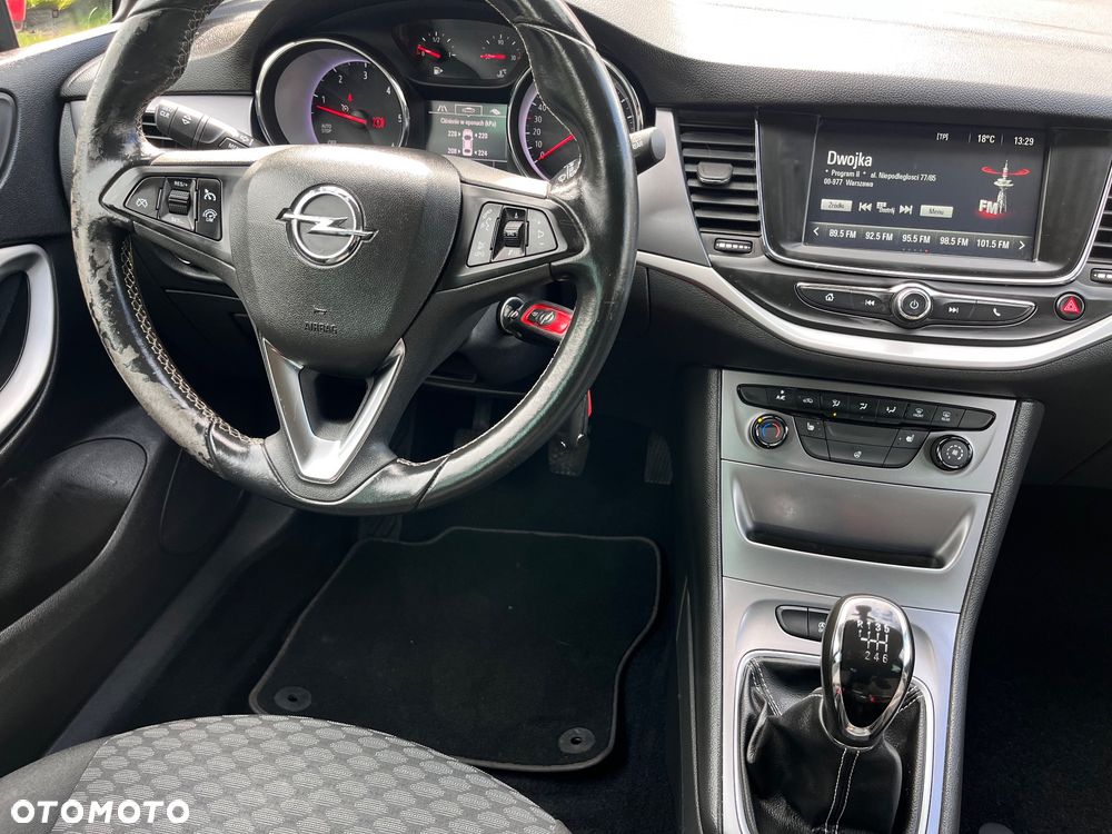 Opel Astra - 9