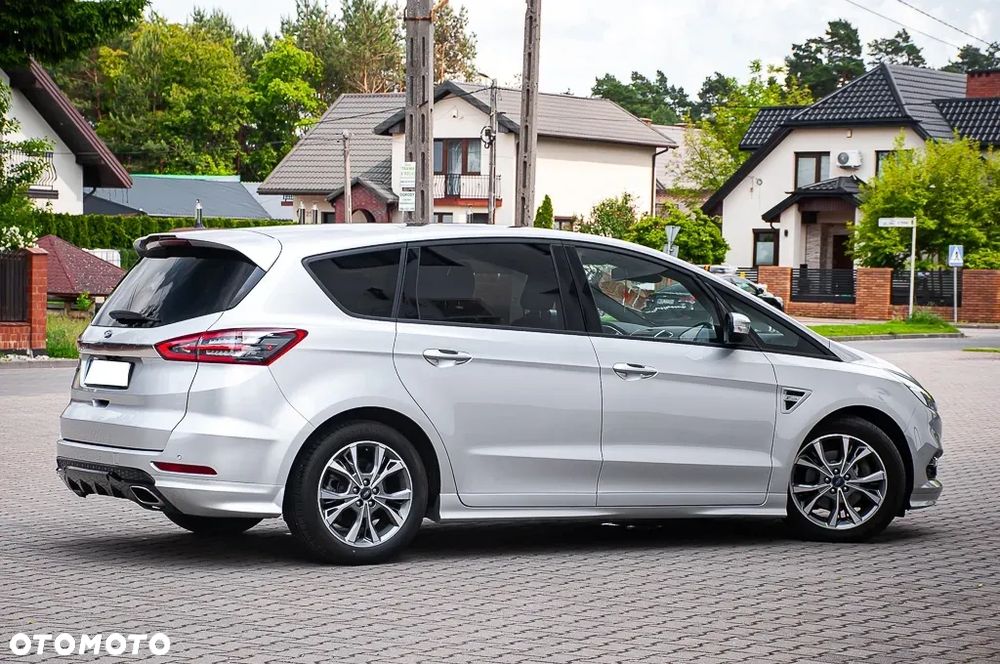 Ford S-Max - 19